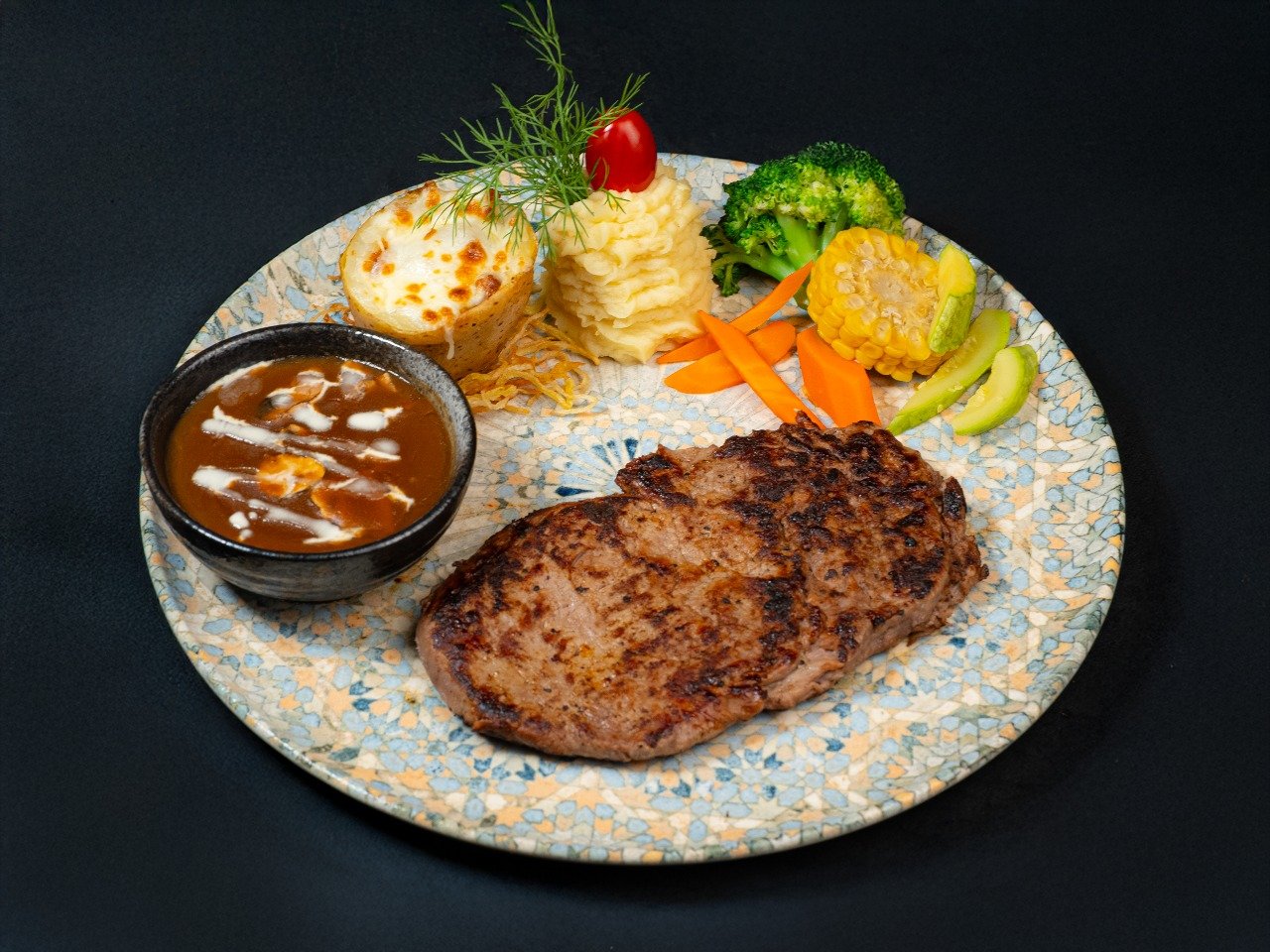 ستيك لحم ( صوص اختياري )